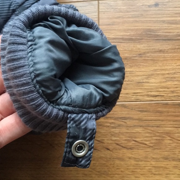 Baby Gap 6-12 month winter one piece suit - Picture 7 of 9